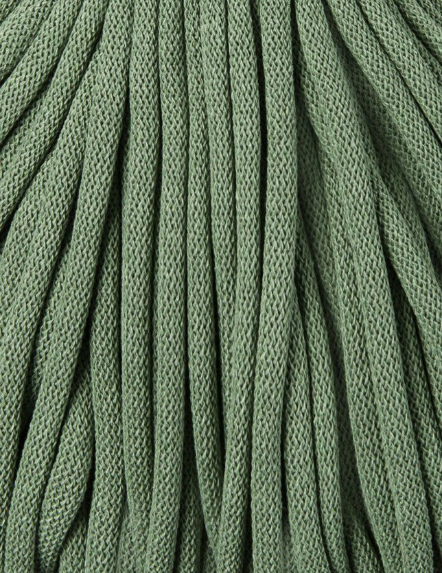 Bobbiny JUMBO SOFT Flechtkordel 8mm geflochten Eucalyptus Green 100m - Garne > Baumwollgarne > Bobbiny > Geflochten > 9mm von mahina