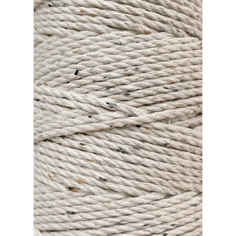 Bobbiny Makramee Garn 1,5mm 3ply Leopard 100m - Garne > Baumwollgarne > Bobbiny > 3ply > 1,5mm von mahina