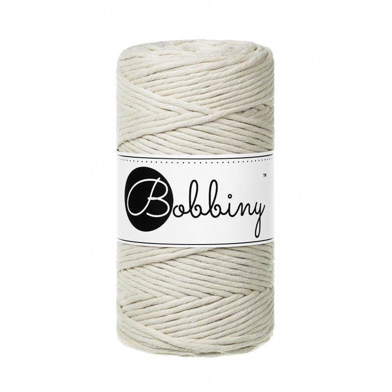 Bobbiny Makramee Garn 3mm gezwirnt Cashmere Beige 100m - Garne > Baumwollgarne > Bobbiny > Gezwirnt > 3mm von mahina