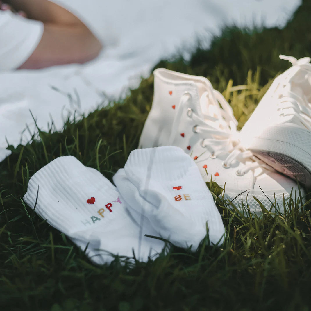 Eulenschnitt Socken be happy - Interior > Dekoration > Sonstiges von mahina