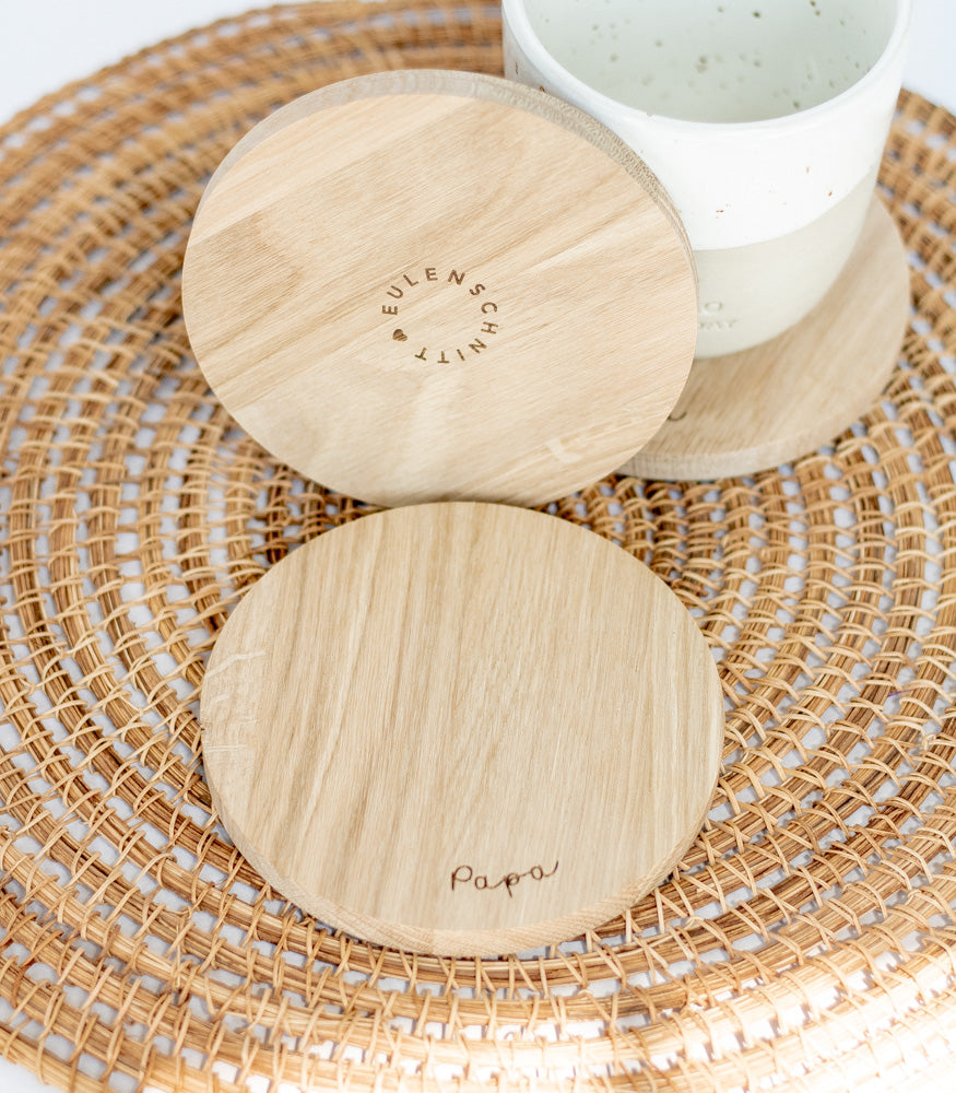 Eulenschnitt Untersetzer aus Eiche "Papa" - Interior > Dekoration > Tassen von mahina