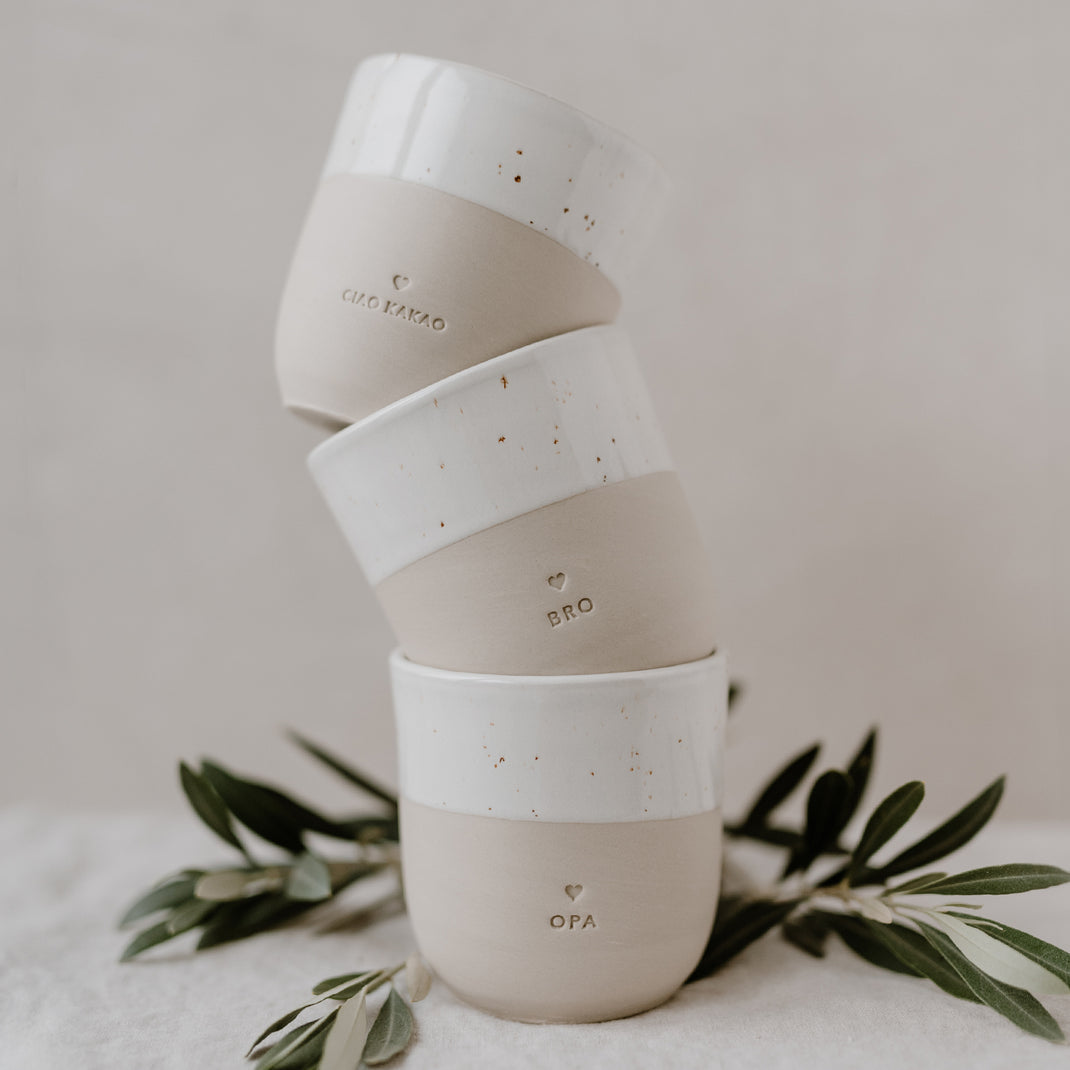 Handgemachter Eulenschnitt Becher aus Steingut "Bro" - Interior > Dekoration > Tassen von mahina