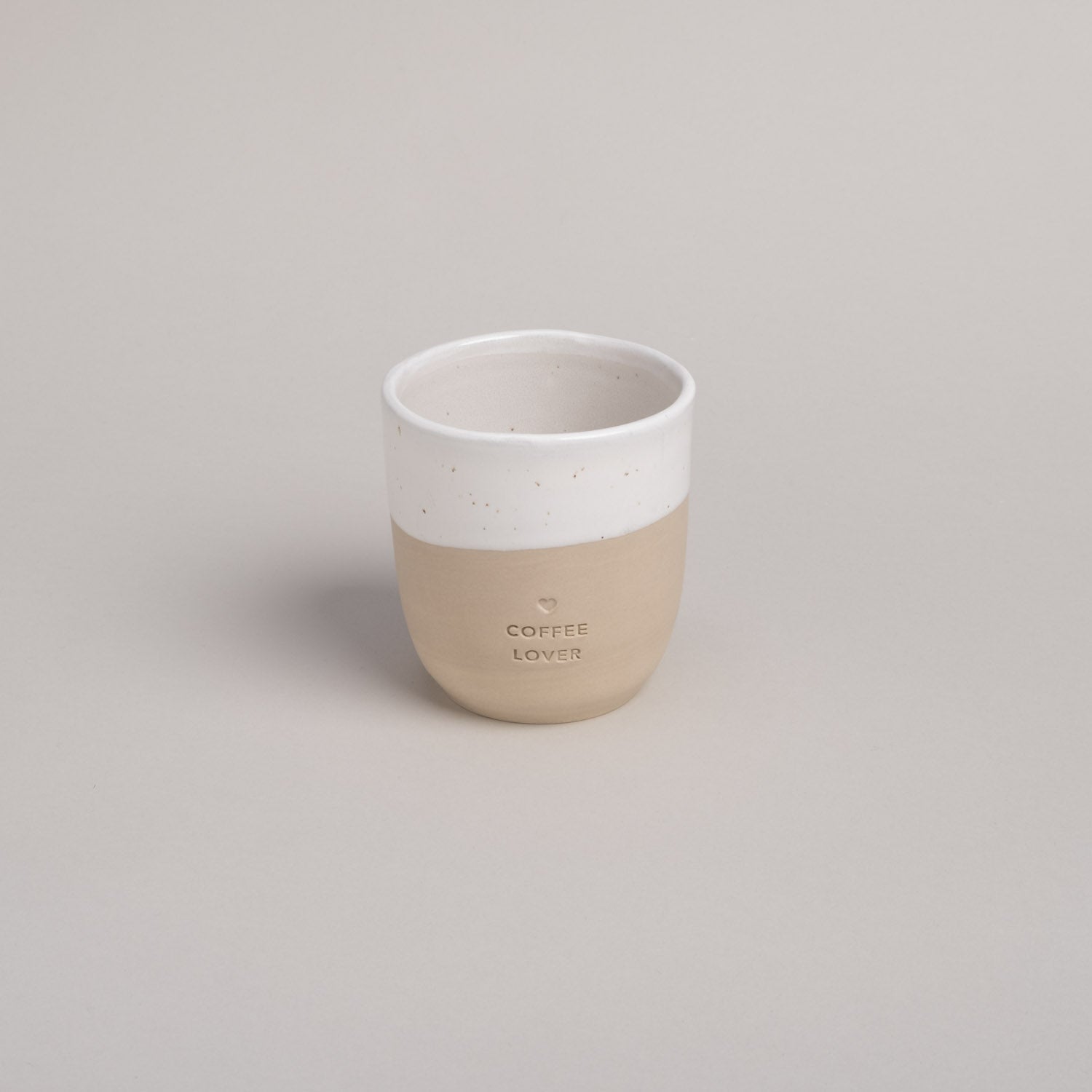 Handgemachter Eulenschnitt Becher aus Steingut "Coffee Lover" - Interior > Dekoration > Tassen von mahina