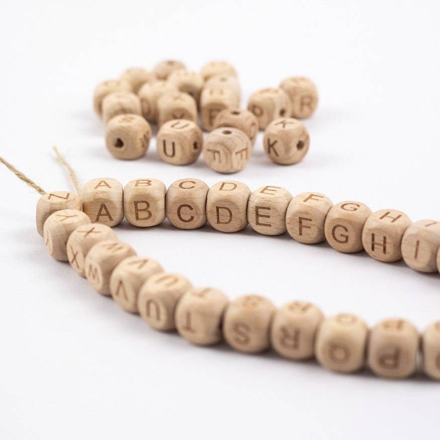 Buchstaben Perlen Buchenholz 10mm/12mm - Bastelbedarf -> Holz > Holzperlen -> Buchstaben von mahina