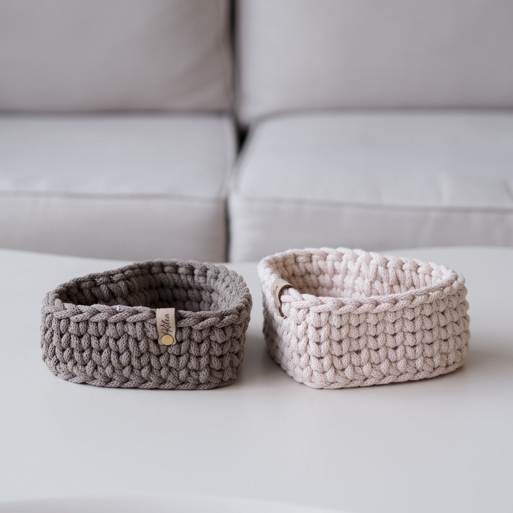 Handgemachter Häkelkorb "Herz" mit Boden - mahina x kilea - Interior > Dekoration > Häkelprodukte von mahina