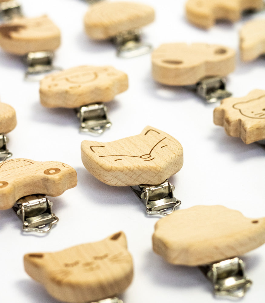 Schnullerclip "Regenbogen Motiv" aus Buchenholz - Schnullerclips & -ketten von mahina