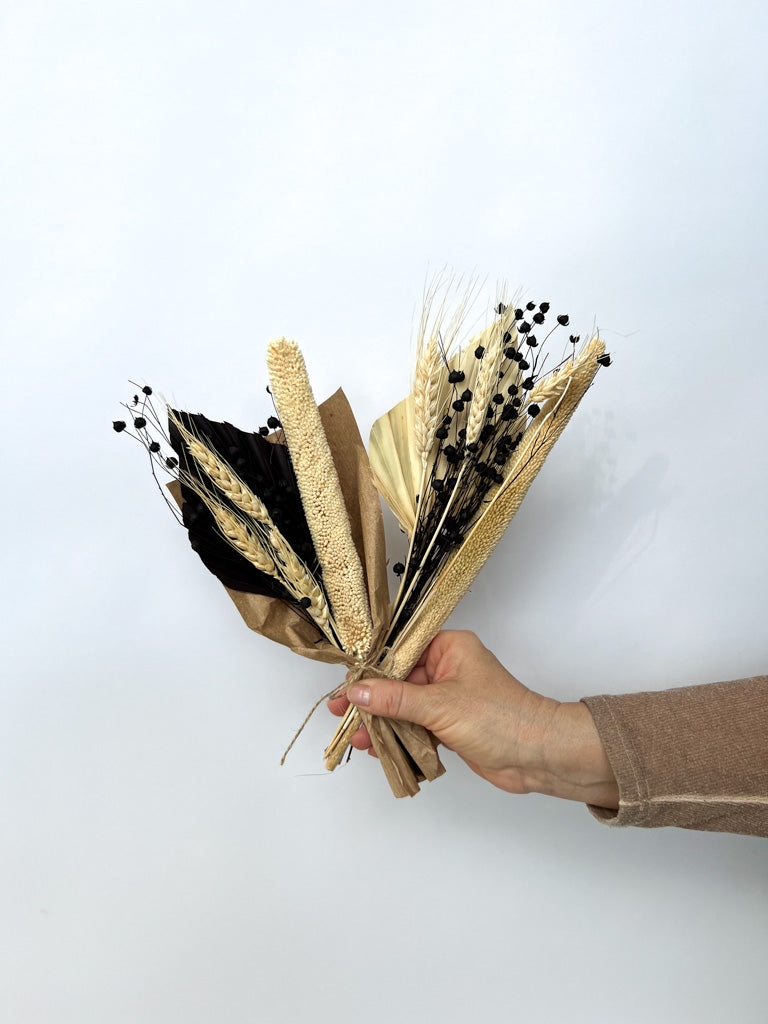 Mini Strauß "PALM LEAF" in schwarz/weiß - SALE - mahina