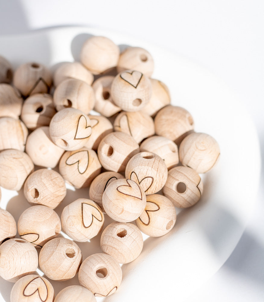 Holzperle handgemachte Gravur "Herz" 12mm/15mm - Bastelbedarf -> Holz > Holzperlen -> Motive von mahina