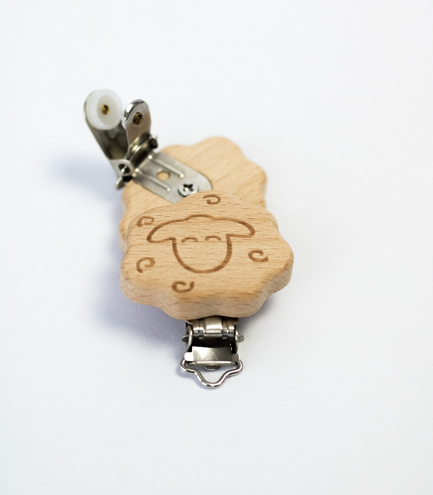 Schnullerclip "Schaf" aus Buchenholz - Bastelbedarf -> Holz > Schnullerclips von mahina