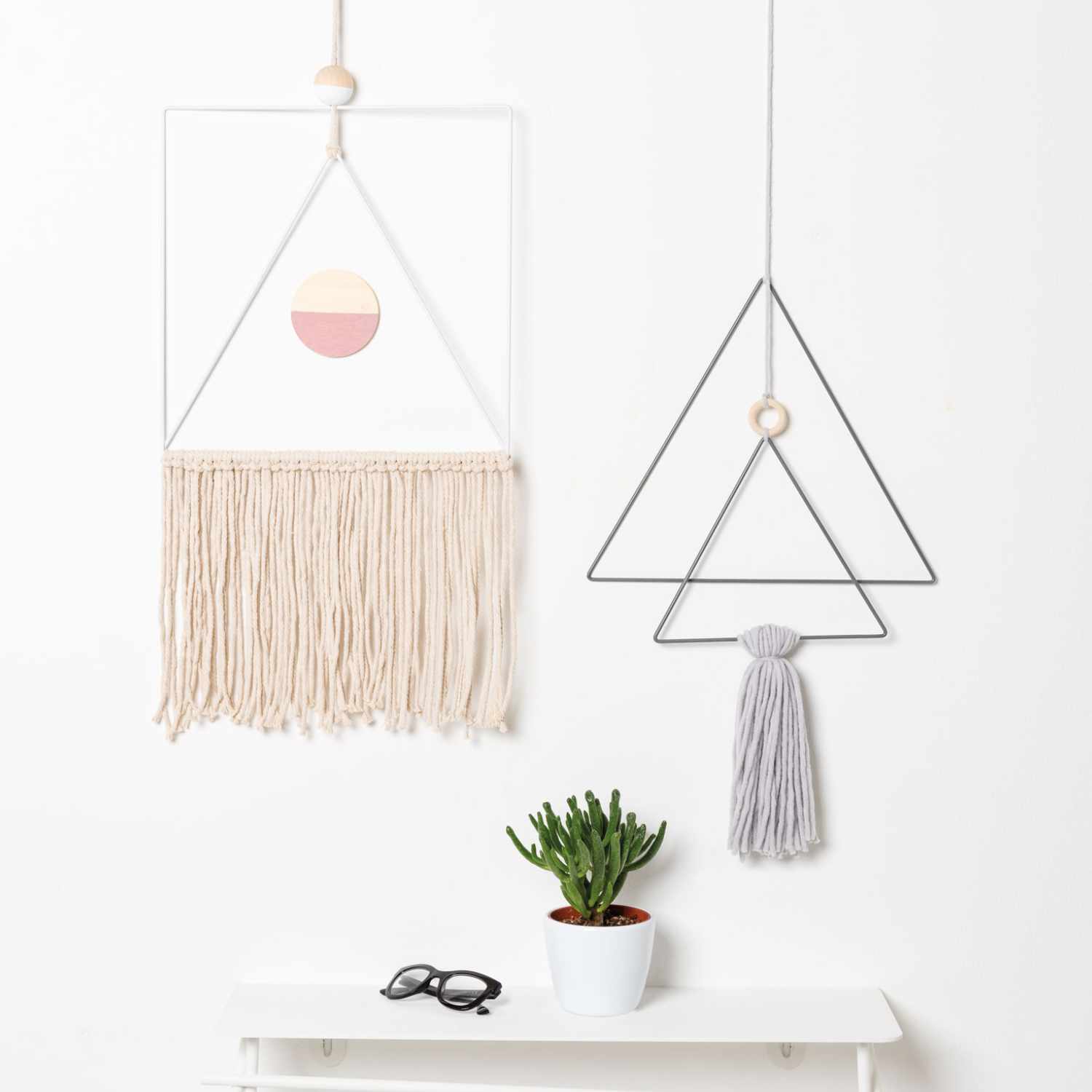 Metallring "Dreieck" in weiß, verschiedene Größen - mahina