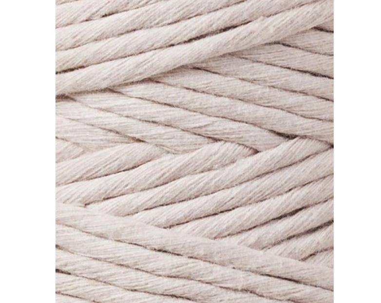 Bobbiny Makramee Garn 1,5mm gezwirnt Nude 100m - mahina