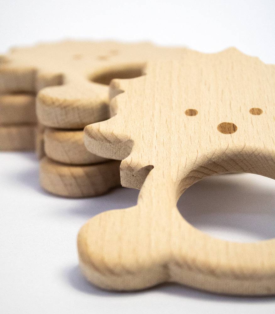 Beißring "Löwe" aus Buchenholz - mahina