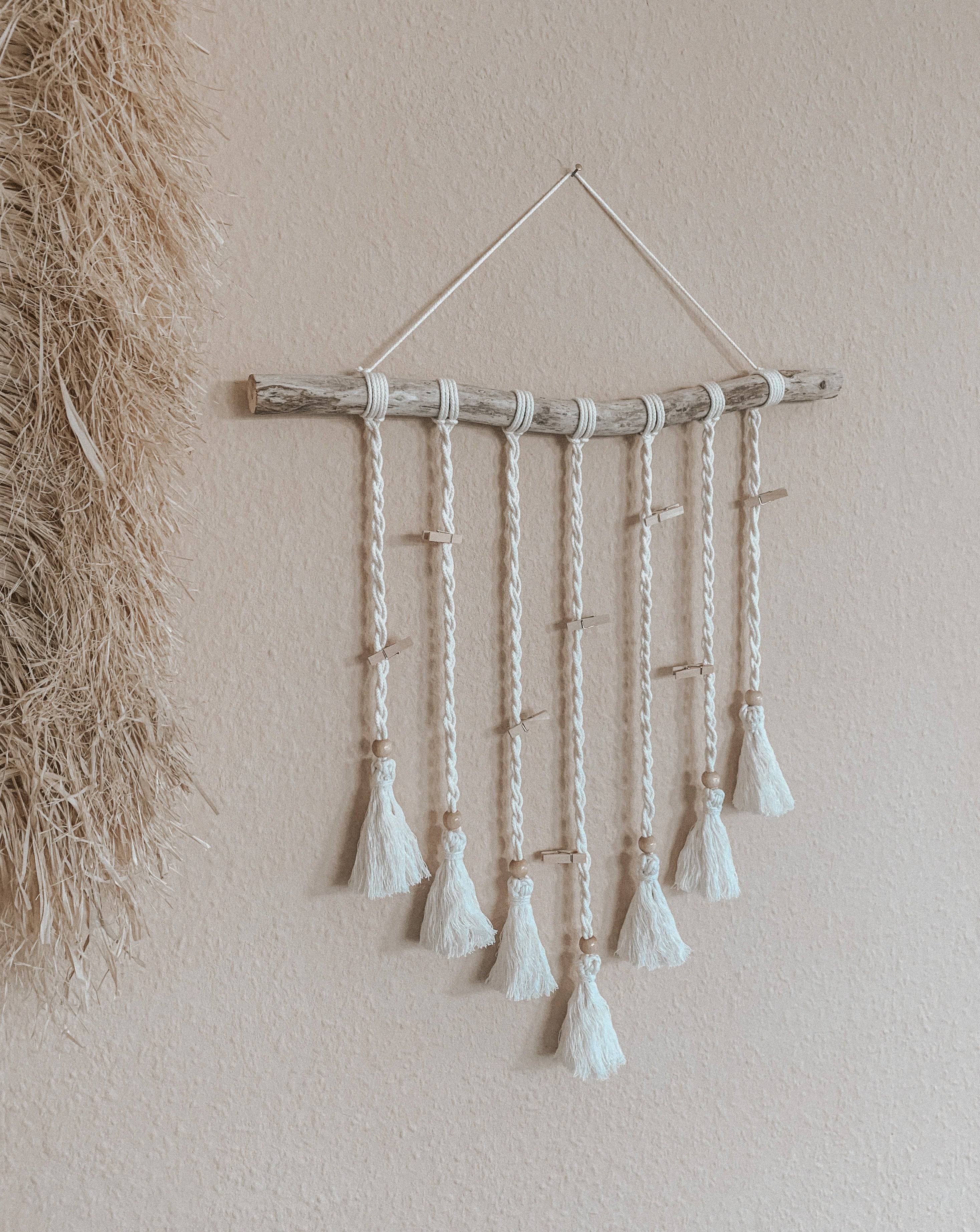 Handgemachter Makramee Fotowandbehang "Tassel" - Interior > Dekoration > Makramee von mahina