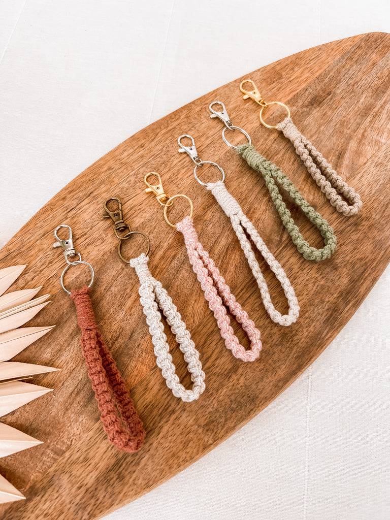 Handgemachter Makramee Schlüsselanhänger "Luna" - Interior > Dekoration > Makramee von mahina