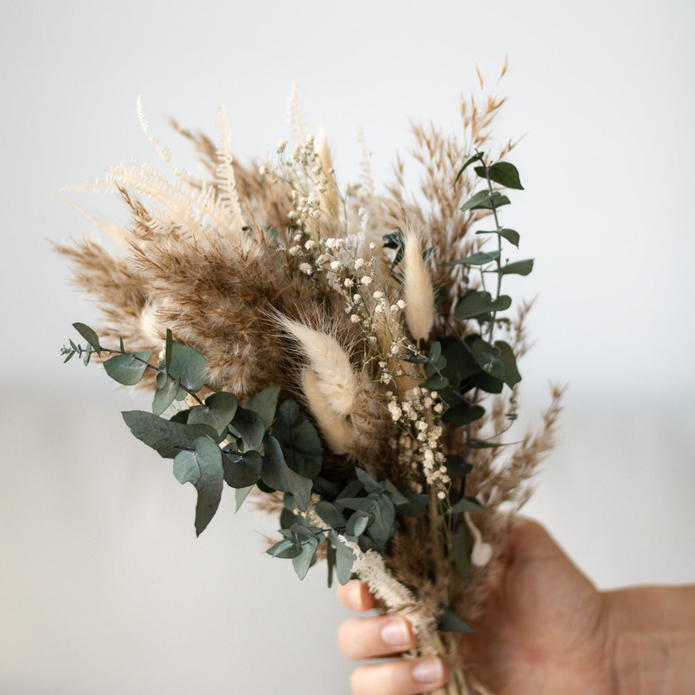 Mittlerer Trockenblumenstrauß "Soft Green" mit Eukalyptus - Trockenblumen -> Sträuße von mahina