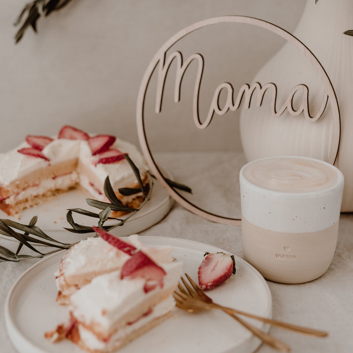 Eulenschnitt Holzkranz "Mama" ø 21cm - mahina