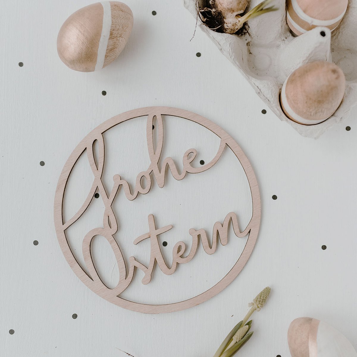 Eulenschnitt Holzkranz "Frohe Ostern" ø 17cm - mahina