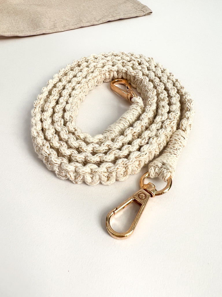 Handgemachte Makramee Handykette - Interior > Dekoration > Makramee von mahina