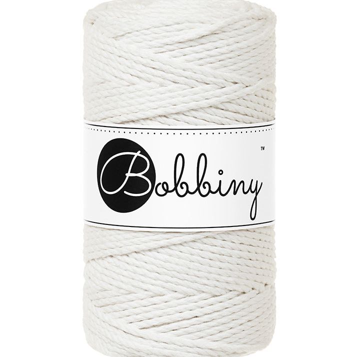Bobbiny Makramee Garn 3mm 3ply Off White 100m - Garne > Baumwollgarne > Bobbiny > 3ply > 3mm von mahina