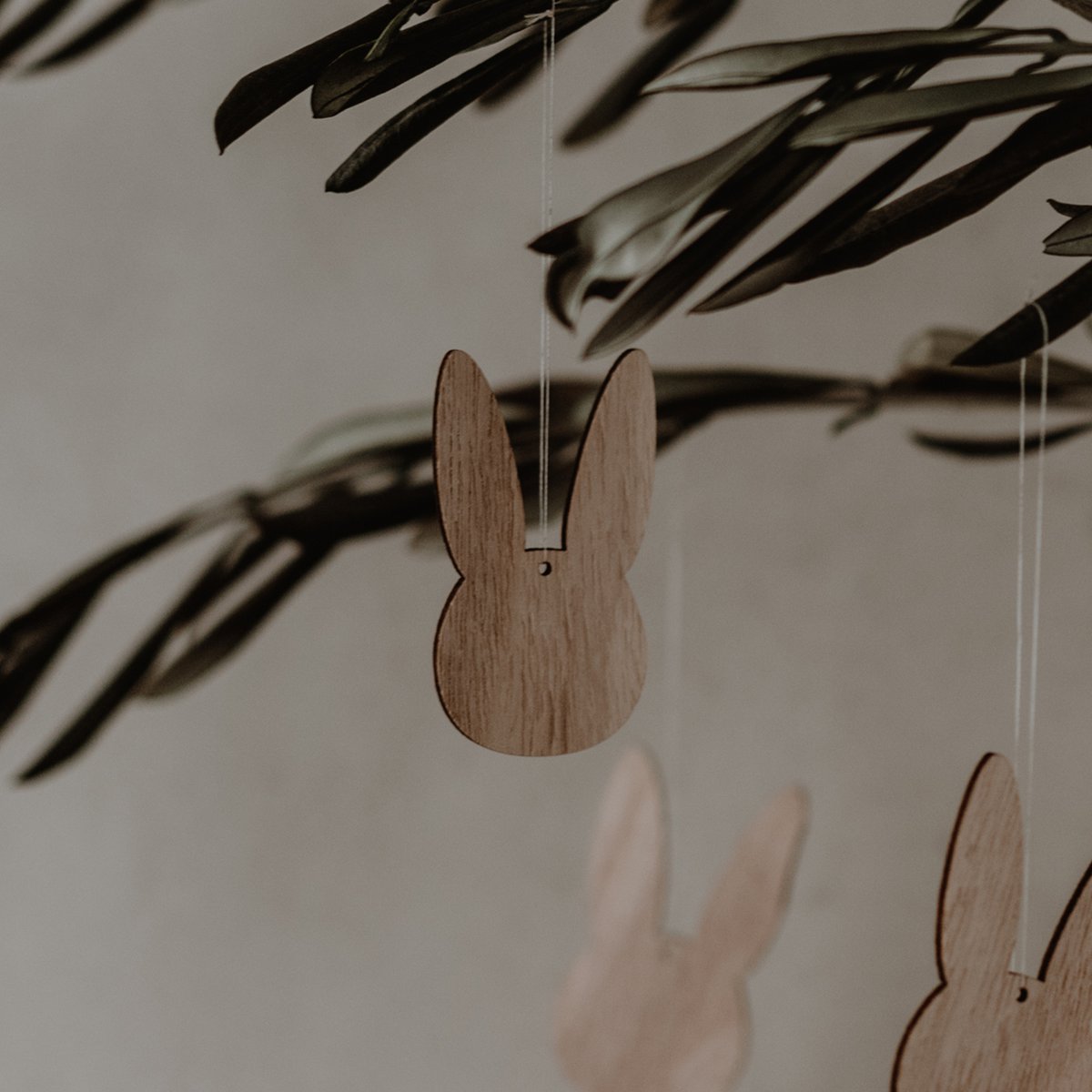 Eulenschnitt Holzanhänger Hase, 8er Set - mahina