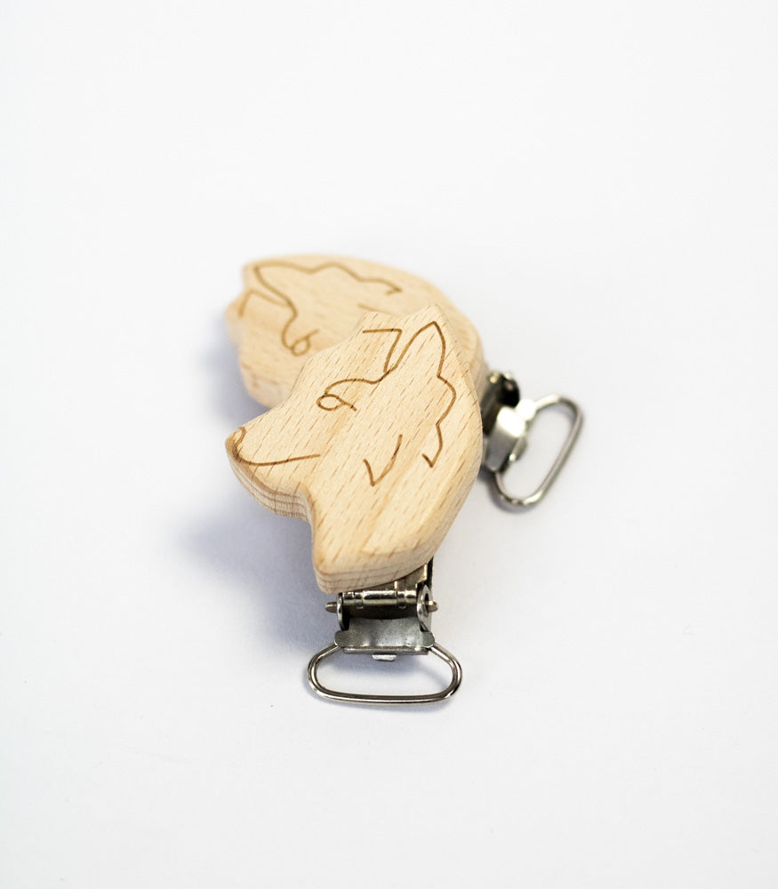 Schnullerclip "Wolf" aus Buchenholz - Bastelbedarf -> Holz > Schnullerclips von mahina